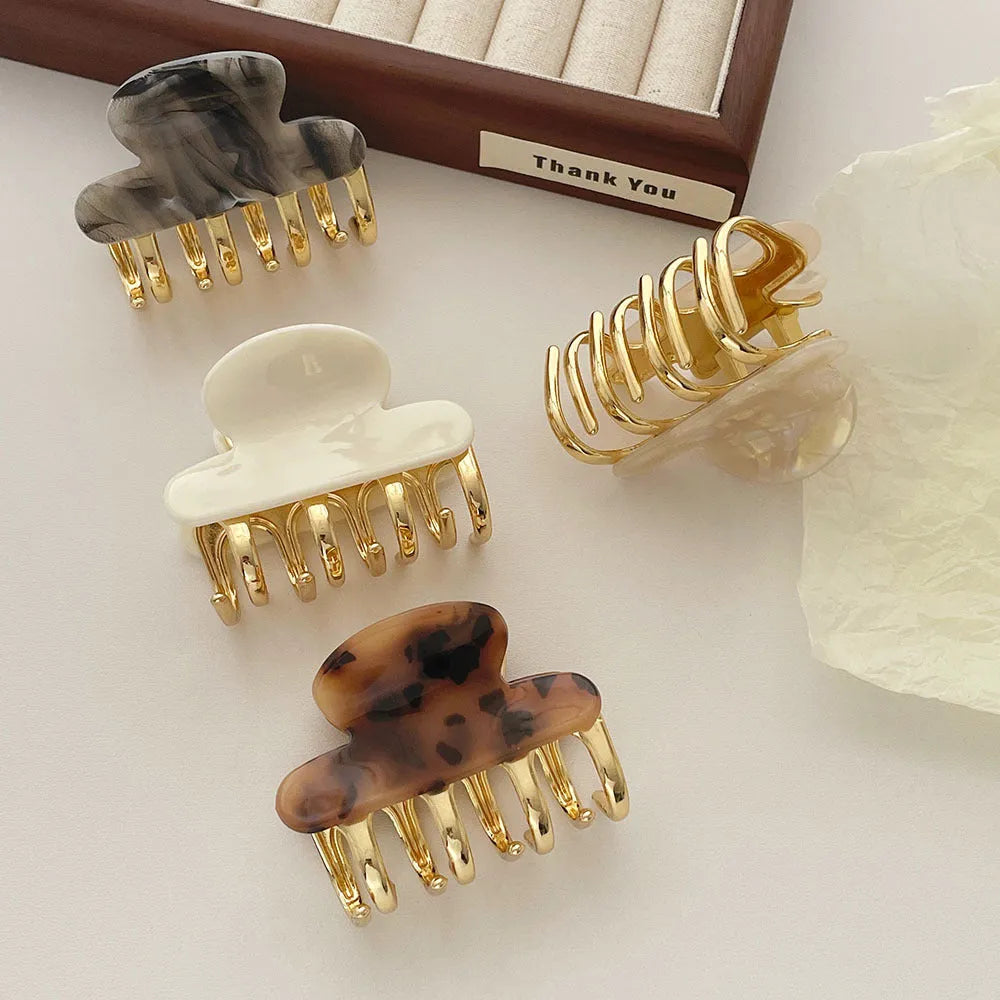 Women's retro acetate hair barrettes with metal grip in R08 colour variations