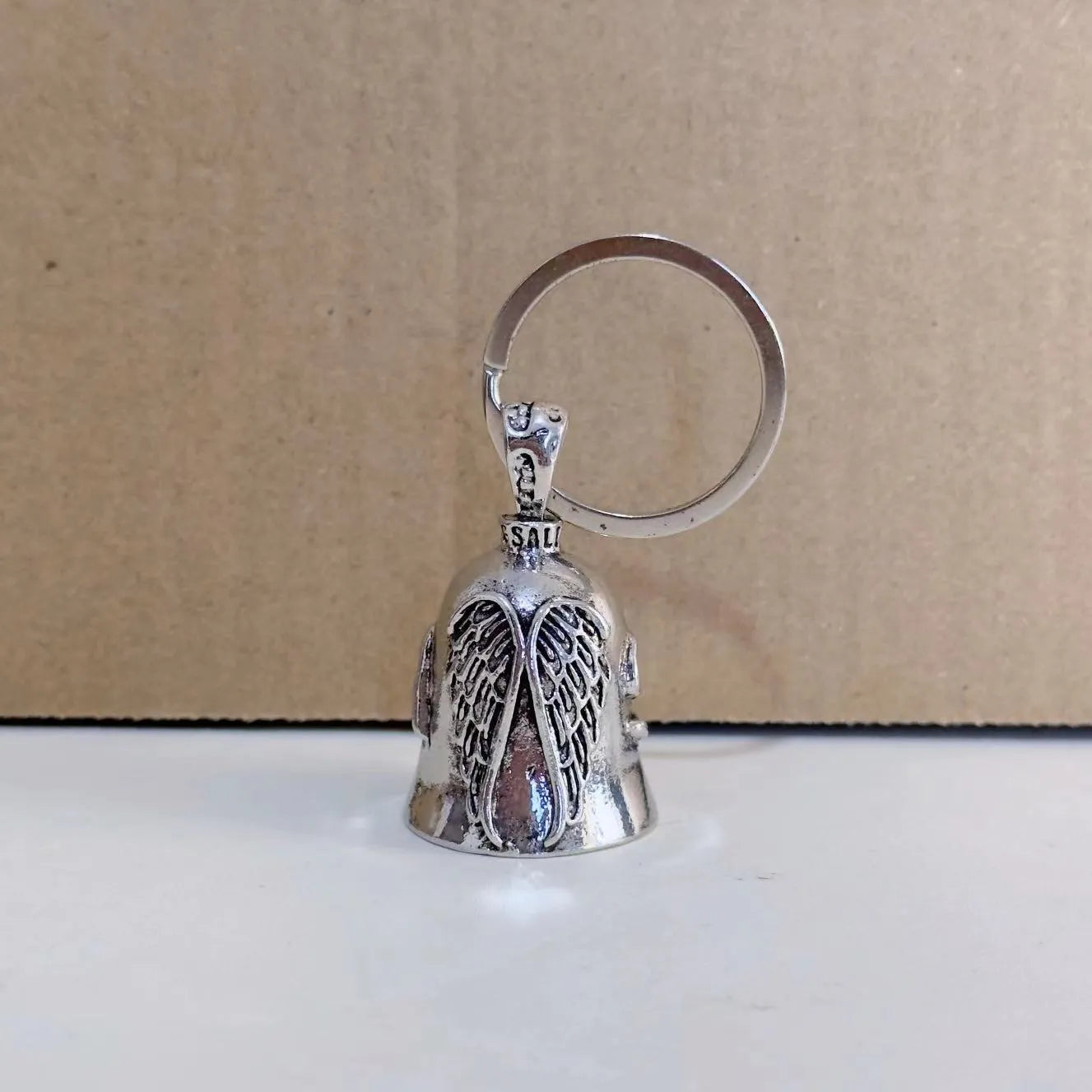 Vintage angel feather keychain and necklace set in white alloy with wings design