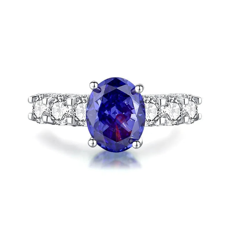 Sterling silver ring with a heart-shaped ice flower cut zircon in Tan Sang colour.