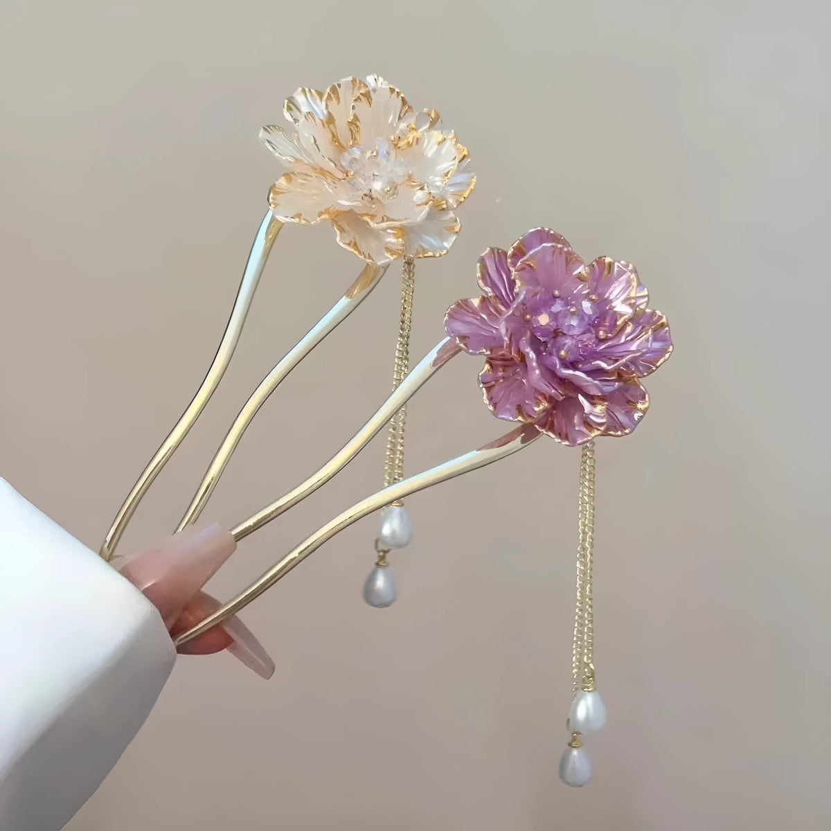 Purple and white peony flower tassel U-shaped hairpin with alloy electroplated construction