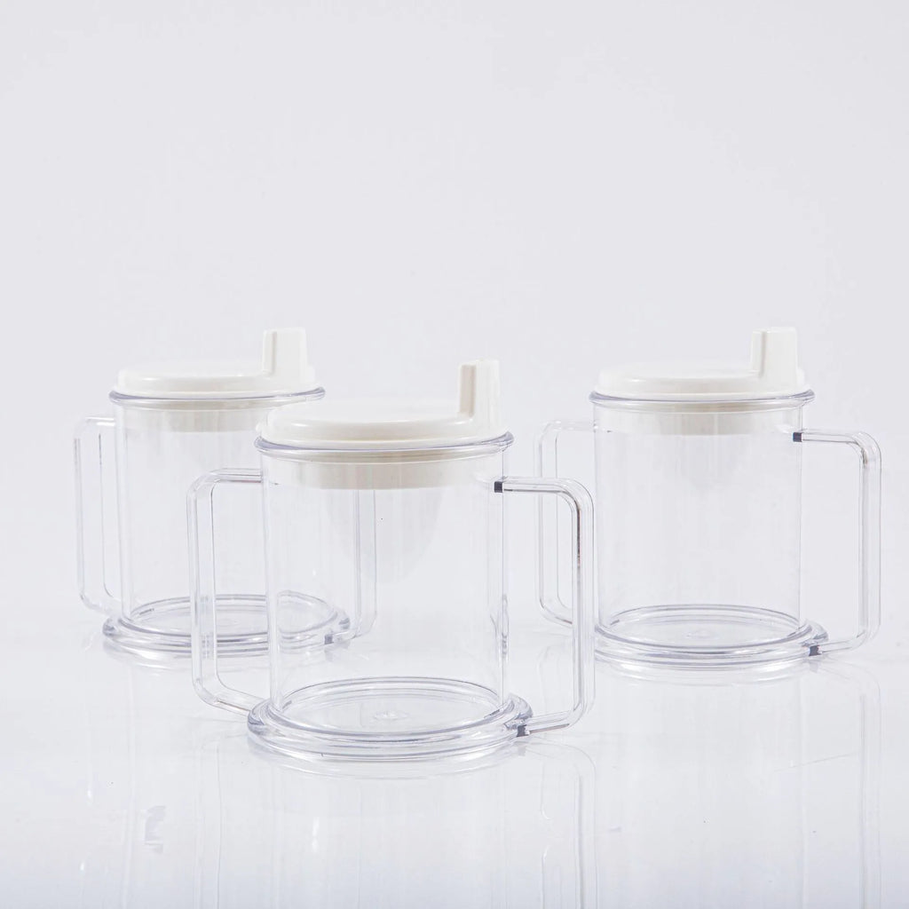 Transparent spill-proof drinking cup with PP plastic construction showing dimensions