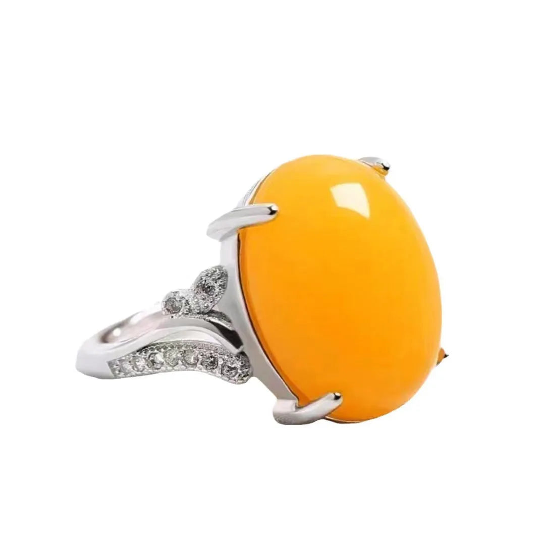 Adjustable geometric sapphire alloy ring in black, blue, green, red, or yellow colours
