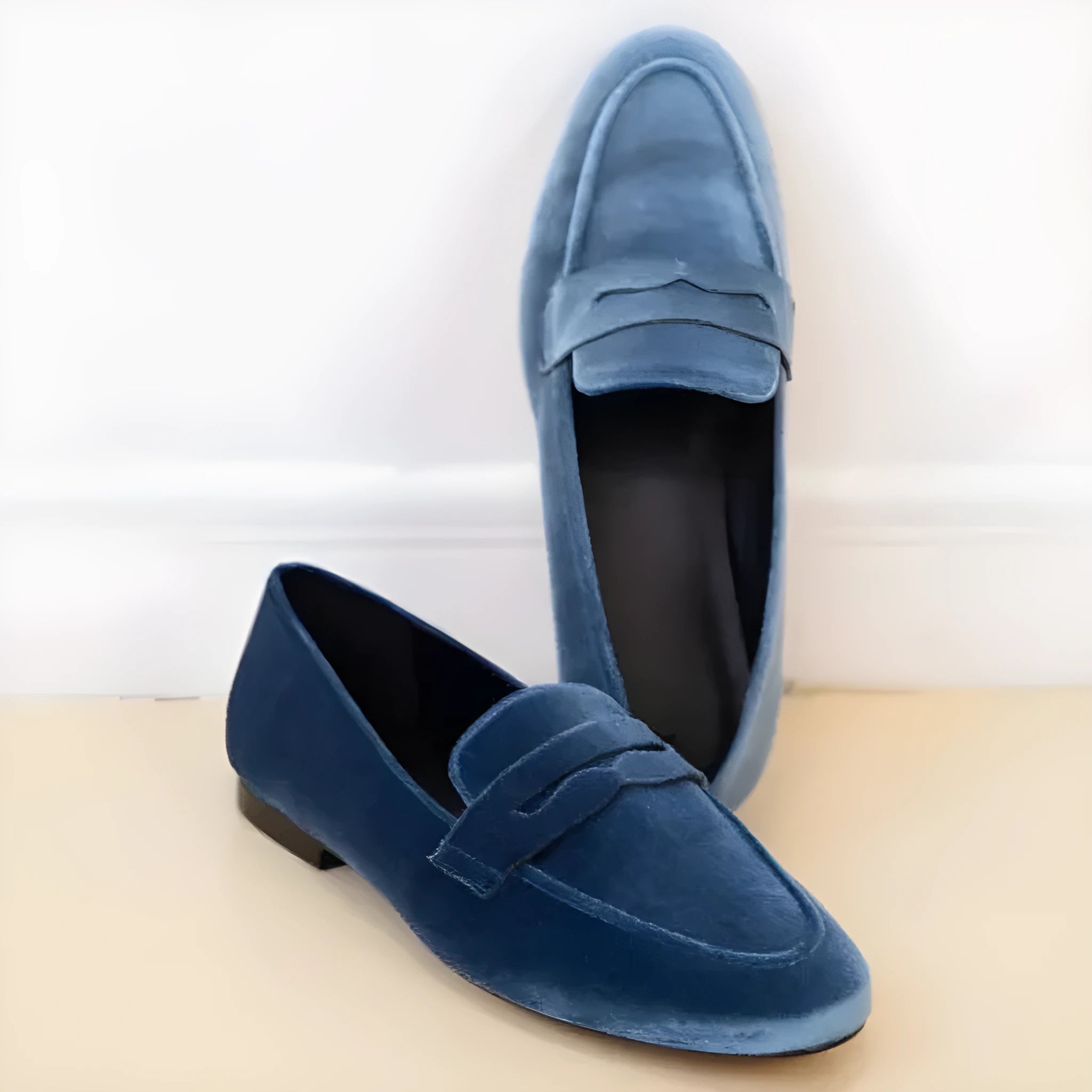 Blue and black sole artificial PU suede flat loafers with round toe