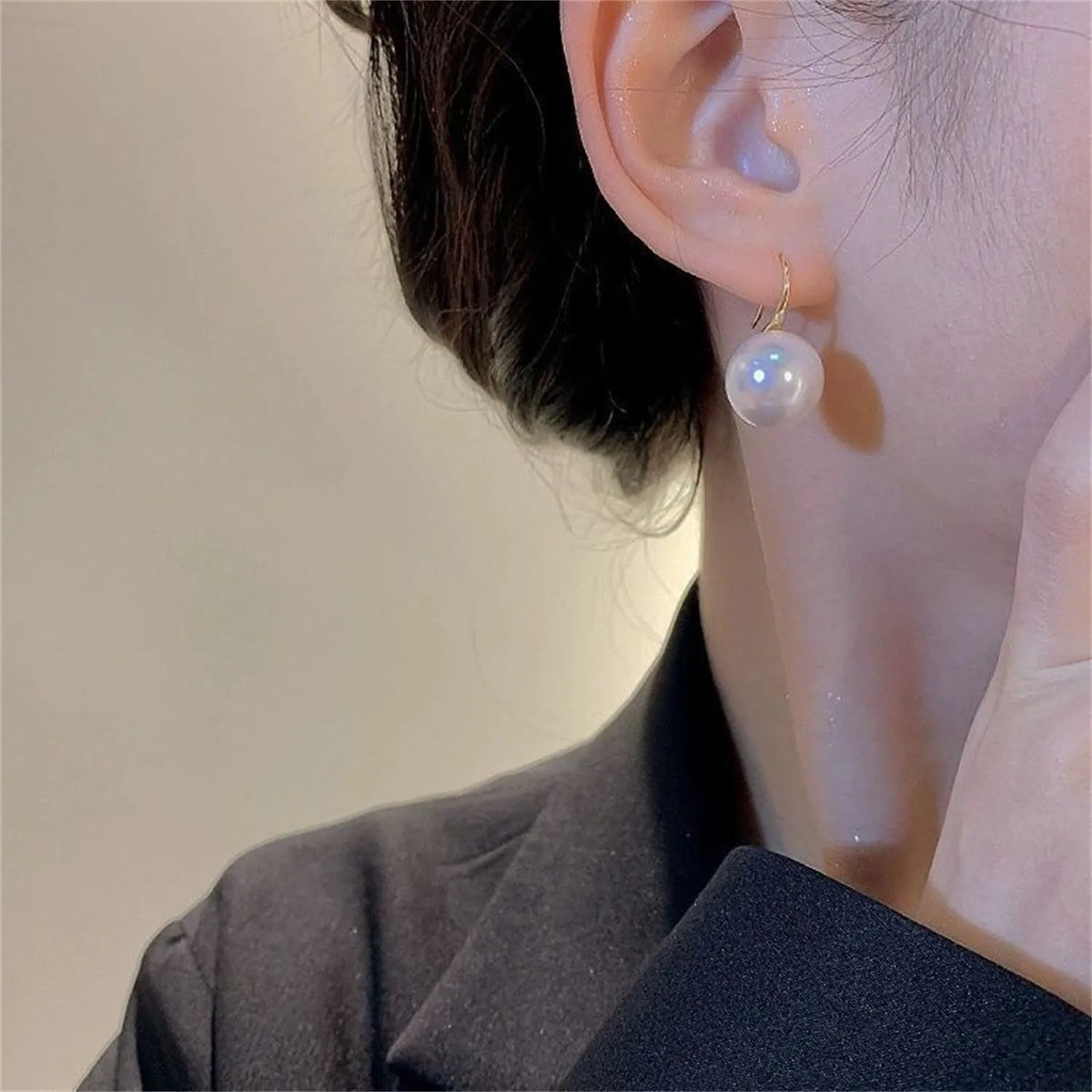 C-shaped earrings with 925 silver ear piercing, mother-of-pearl mosaic, 12mm or 14mm pink, colourful, or white beads