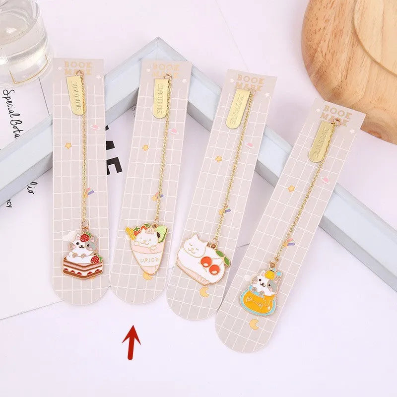 Jane Lime Foodie cat metal pendant bookmark with cartoon design measuring 3.8cm by 18.3cm
