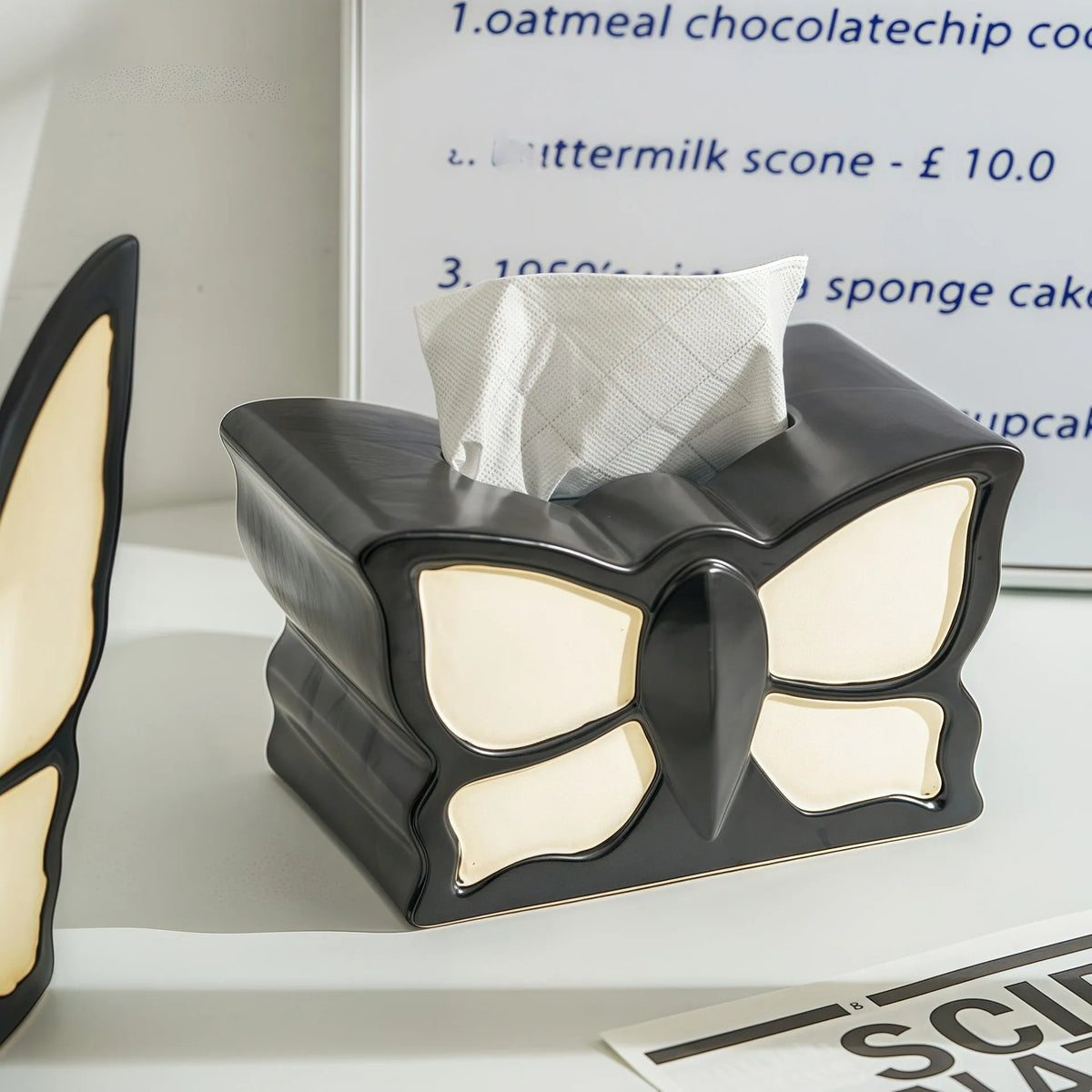 Ceramic butterfly vase and tissue box set for living room decoration