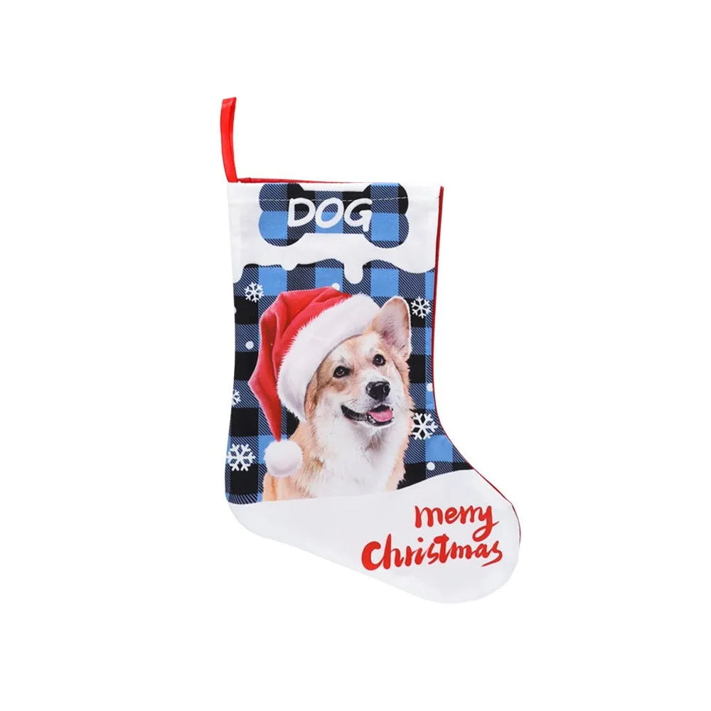 Cloth Christmas decoration with printed puppy or cat design in plaid pattern measuring 26x36cm