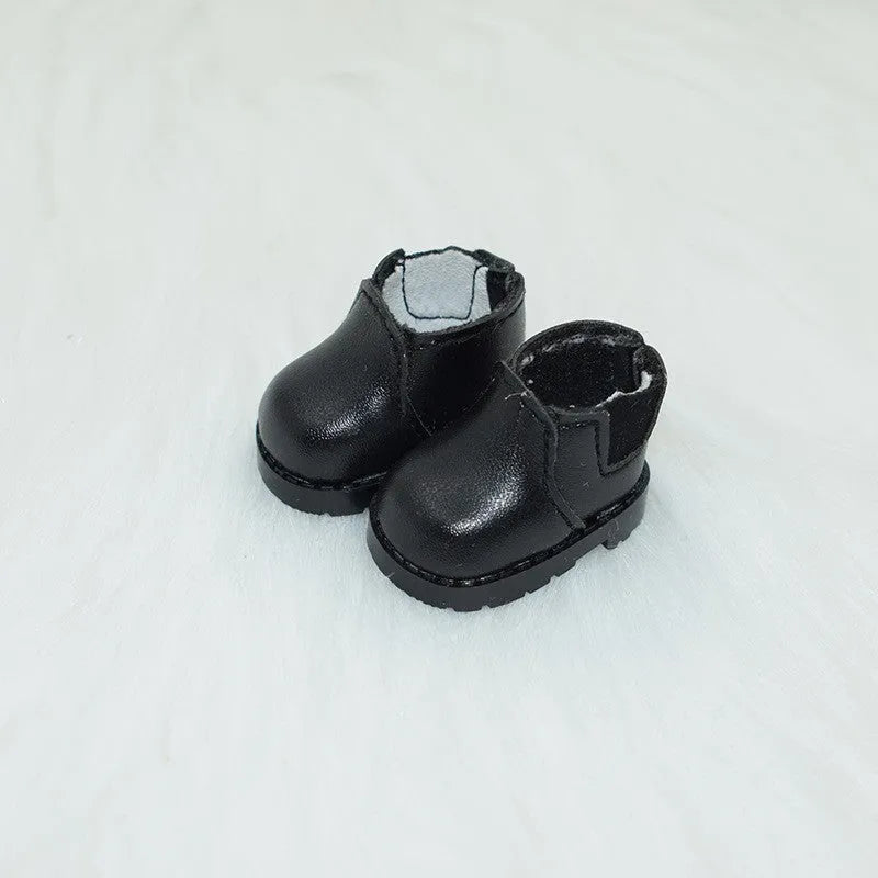 Doll replacement shoes for 17cm figures in multiple styles and colours