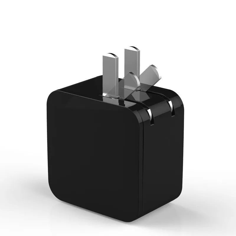 5V2A dual USB fast charger with digital display showing charging status