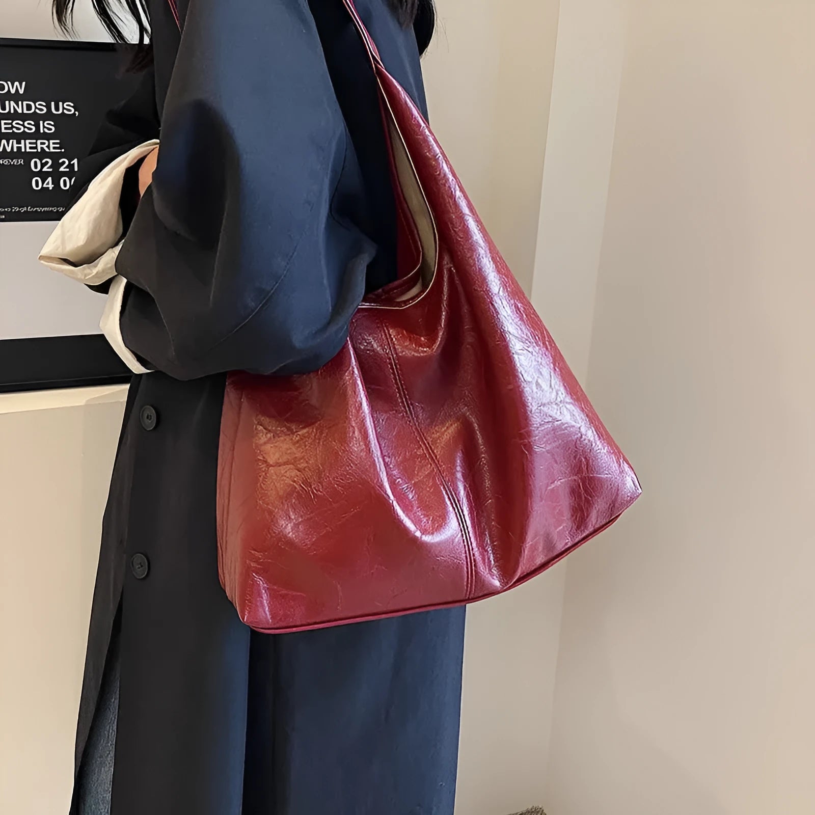 PU leather casual shoulder bag with large capacity and street trend style