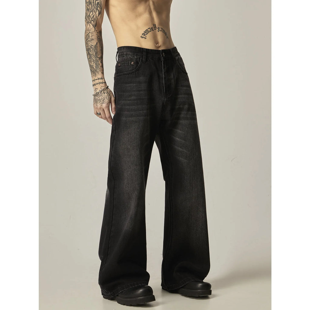 Black loose straight jeans with American retro styling and zipper fly closure