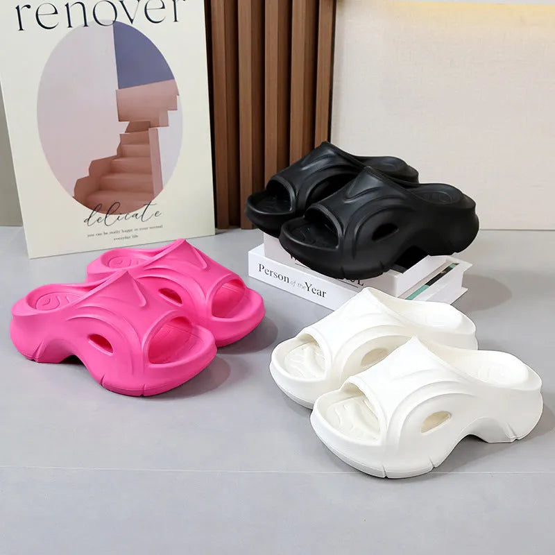 Women's white thick-soled EVA slippers with round toe design for beach use