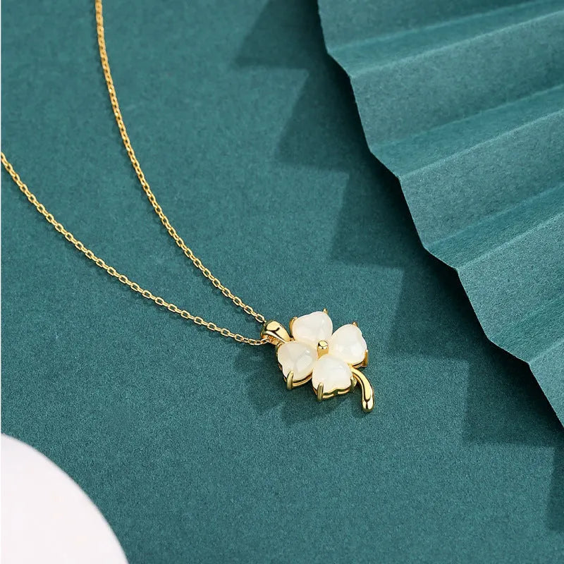 Four-leaf clover necklace with Hetian jade pendant on a 925 sterling silver O-shaped chain, 41-50cm, gold or white gold colour