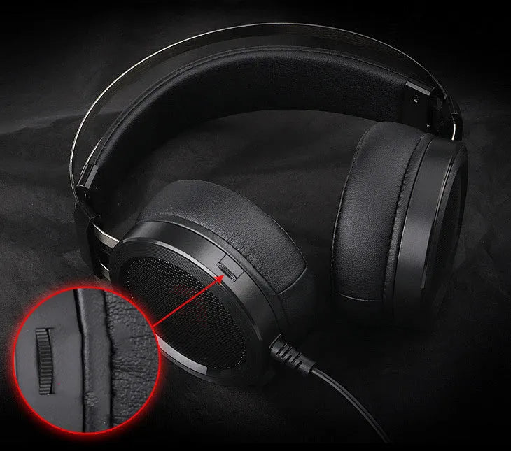 Black wired computer gaming headset with 3.5mm connector and 2-metre cable for PC and console use