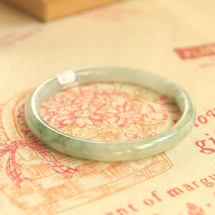 Green jade waxy geometric Chinese style bracelet with manual processing, 10mm width