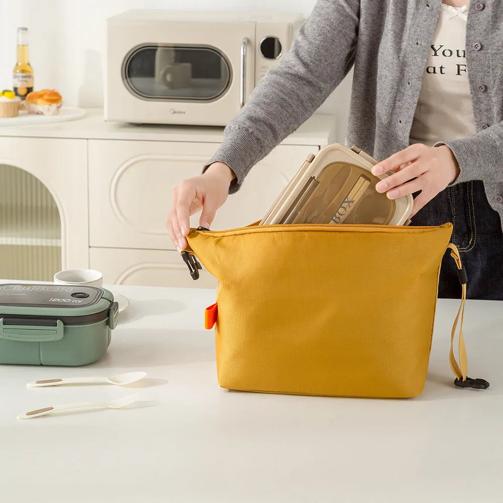 Insulated lunch bag in Oxford cloth with Japanese style design, shown in Army Green colour.