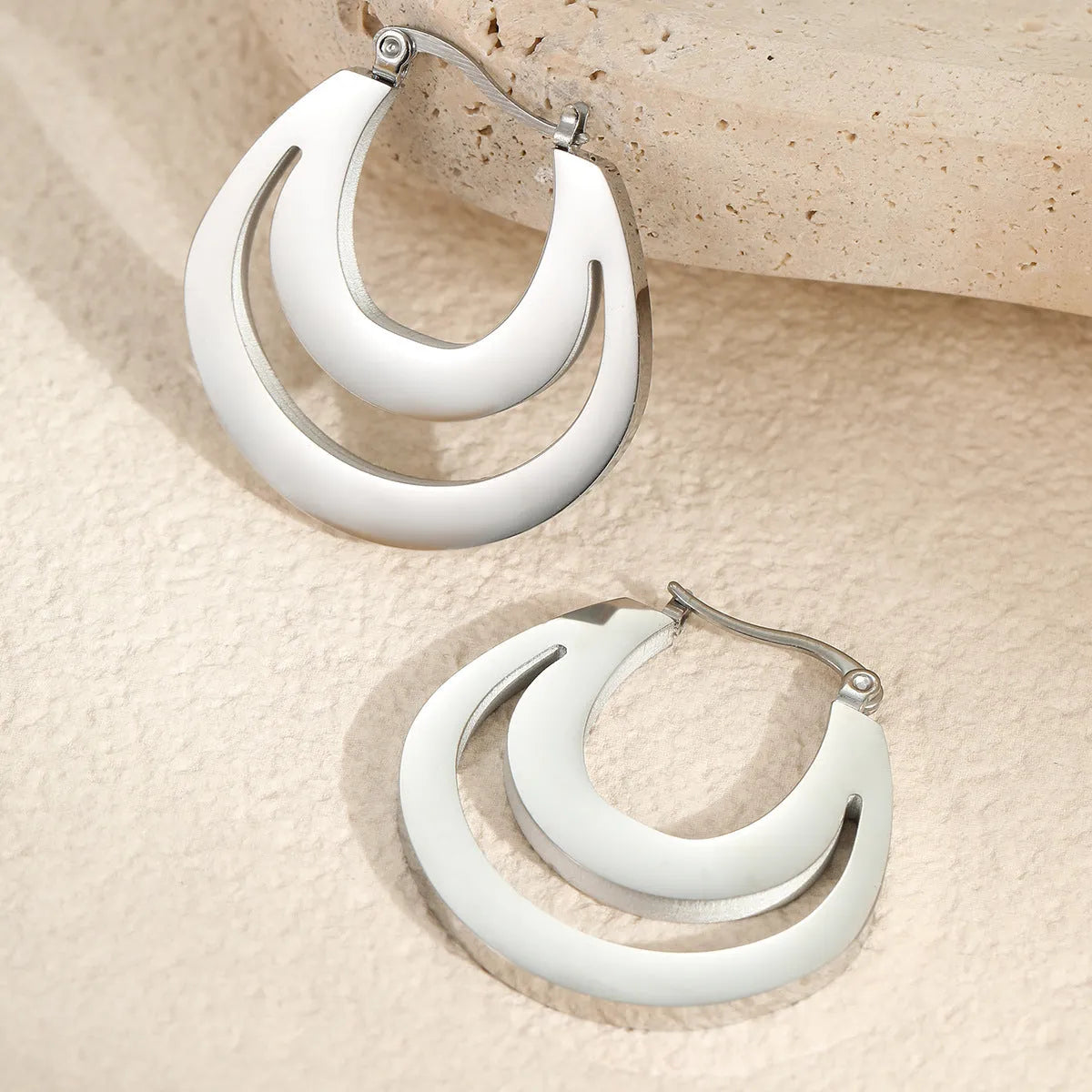 Geometric French earrings with gold plating on stainless steel, round ring design, 18K purity