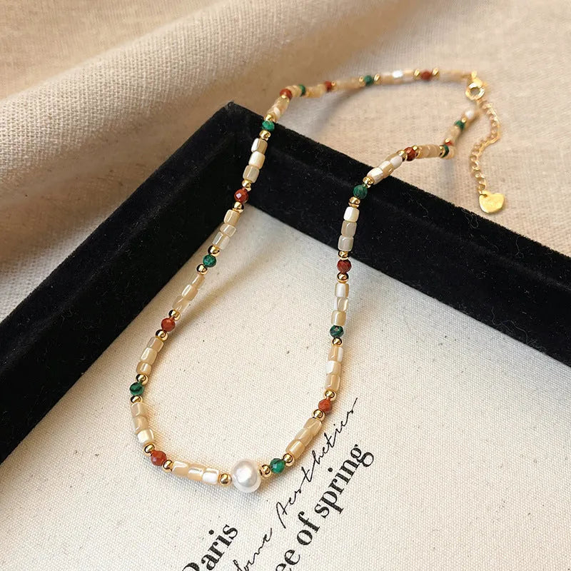 Women's pearl necklace with geometric pendant on a 41-50cm zinc alloy clavicle chain, available in freshwater pearl and apricot shell options