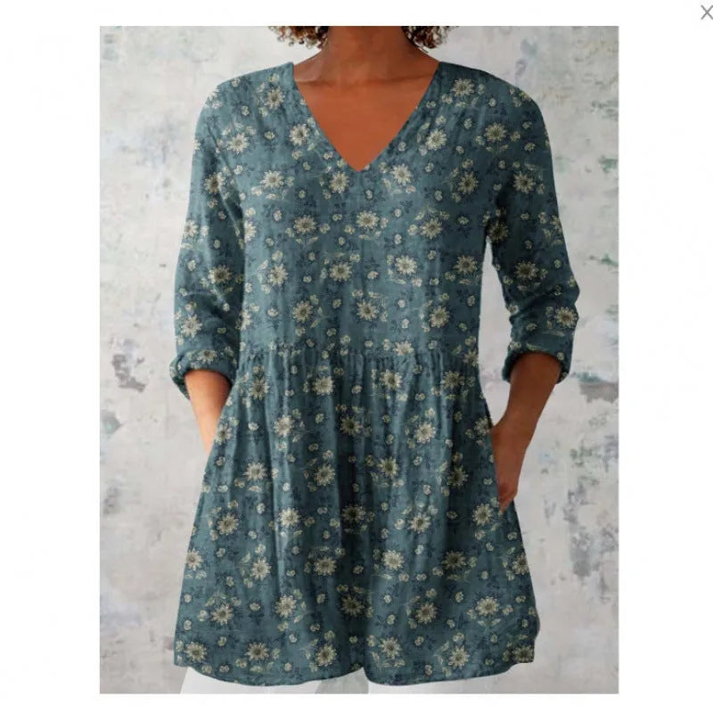 Women's printed wave pattern loose dress with 3/4 sleeves and wide waist design