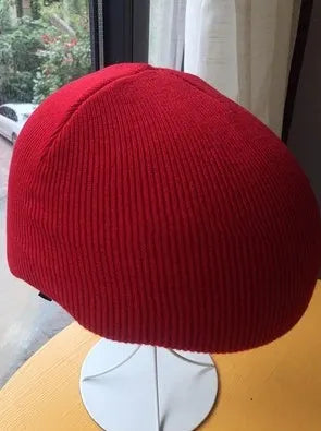 Decorative snow helmet cover in size L available in multiple colours for skiing