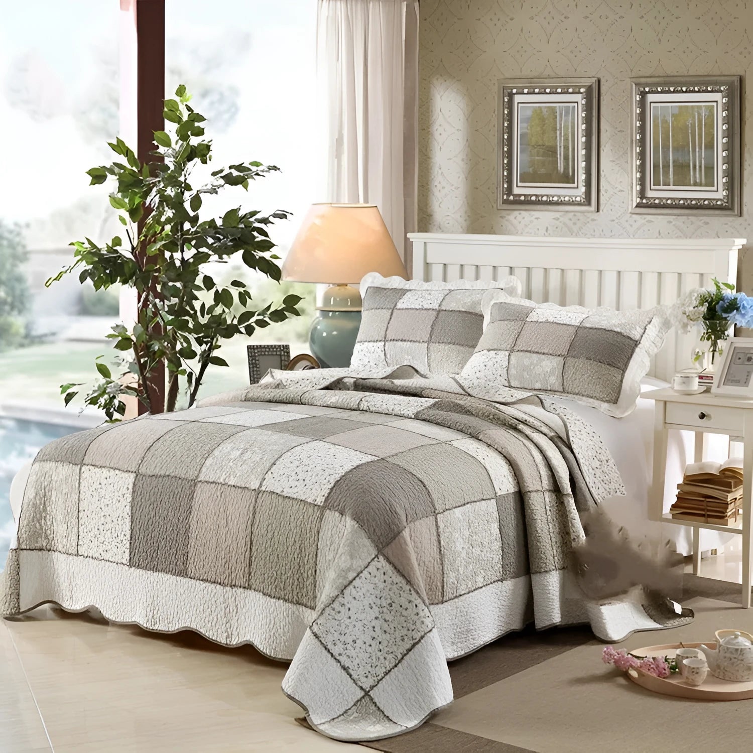 Pure cotton quilted bedspread three-piece set with pillowcases on a bed