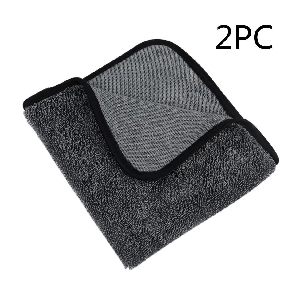 Grey square microfiber car drying towel measuring 40x40cm for vehicle water absorption