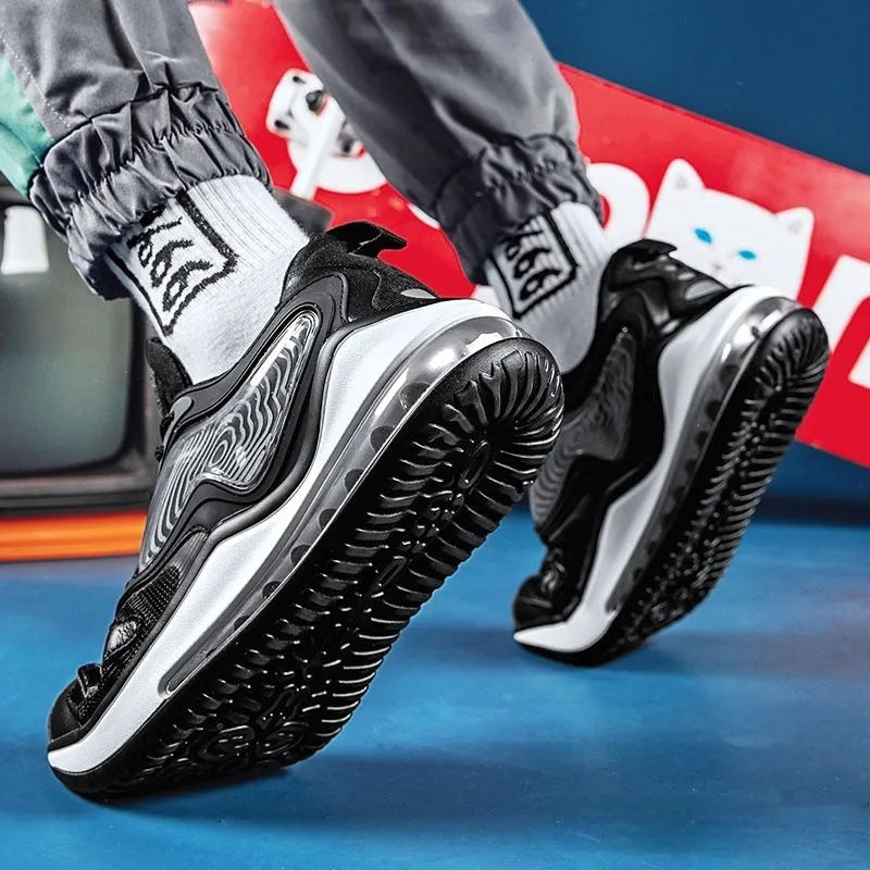 Men's summer air cushion trainers in Space Black with height-increasing design and rubber sole