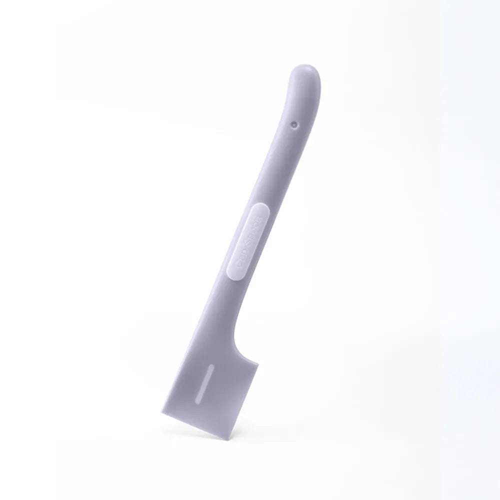 Green TPR pet feeding spoon with long handle for canned cat and dog food