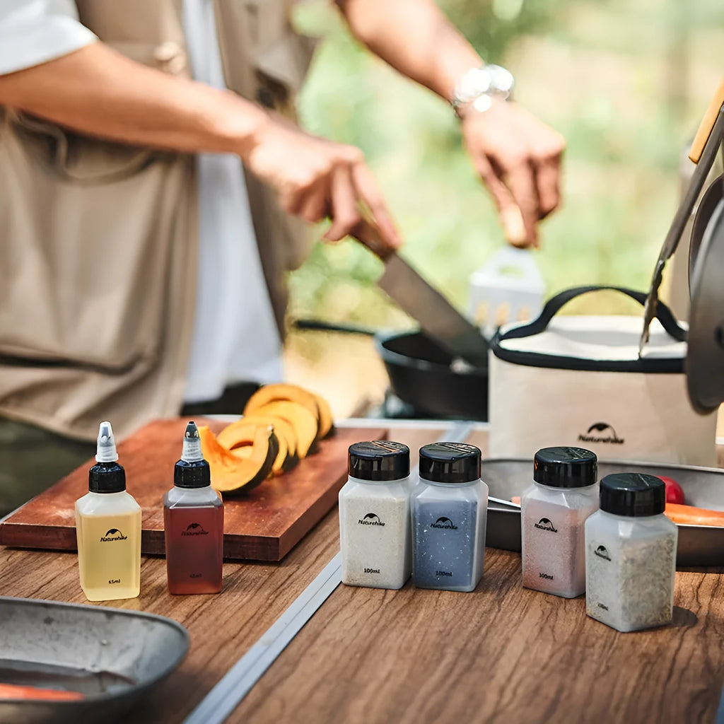 Naturehike six-piece plastic seasoning bottle set for outdoor cooking and camping