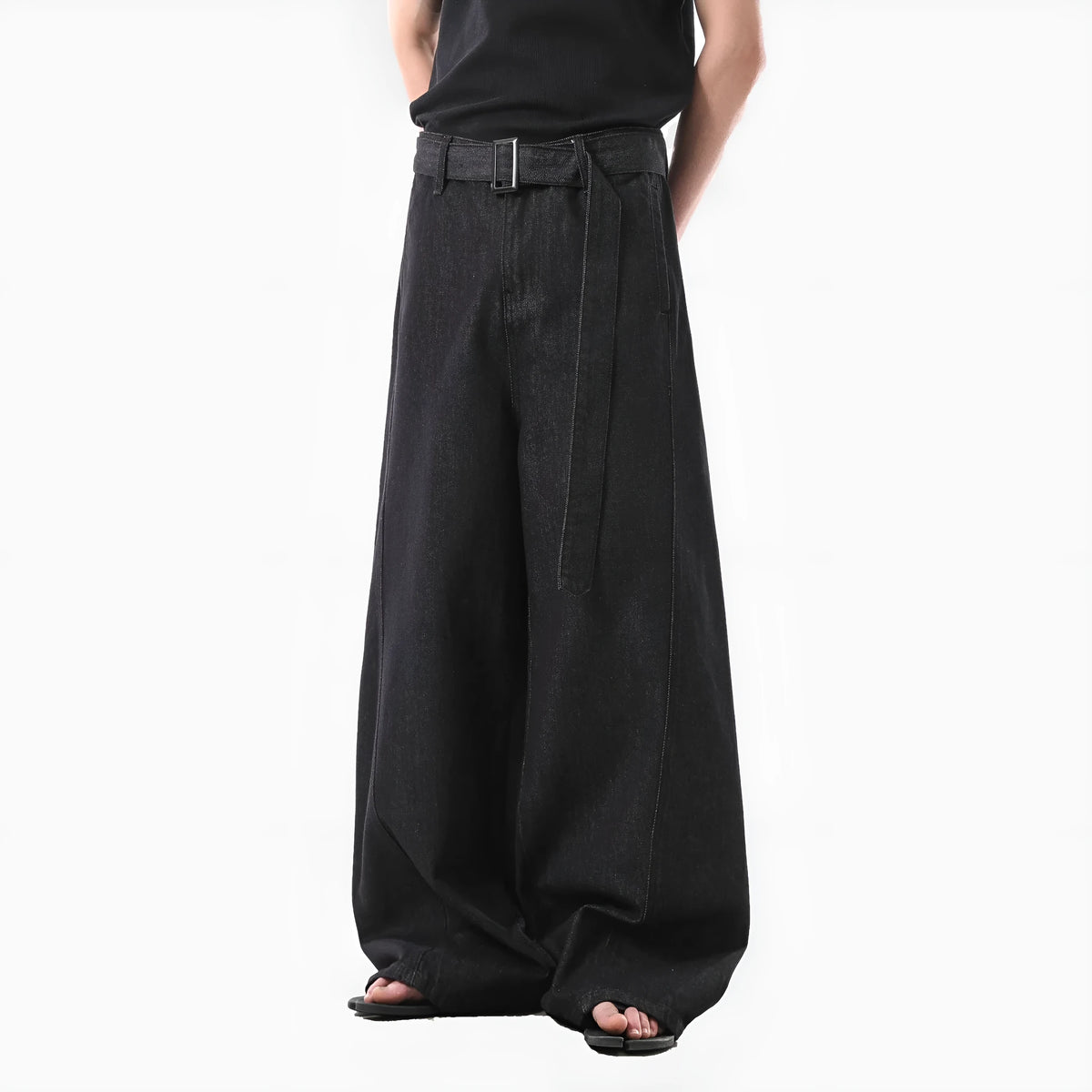 Black high waist straight leg women's jeans with zip fly in American retro style