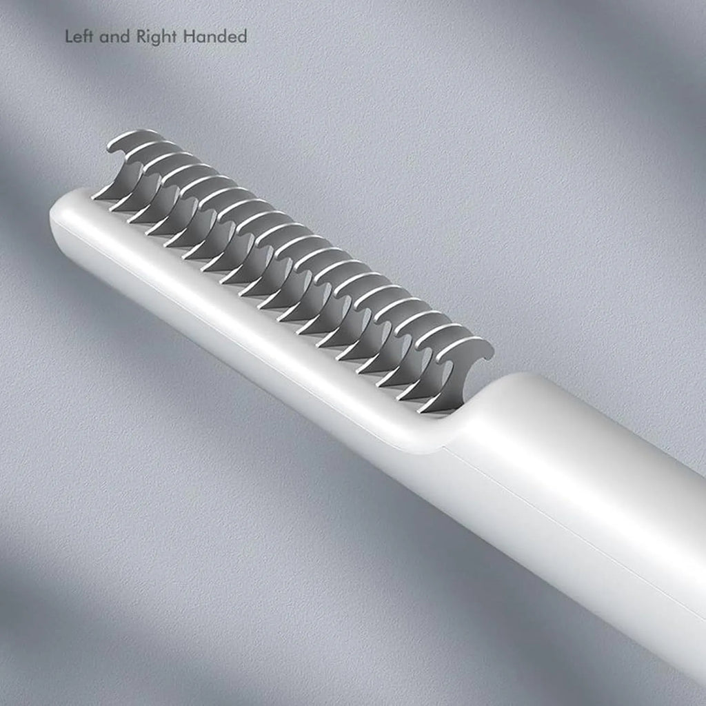 Stainless steel dematting comb for dogs with ergonomic handle in pink or white colour