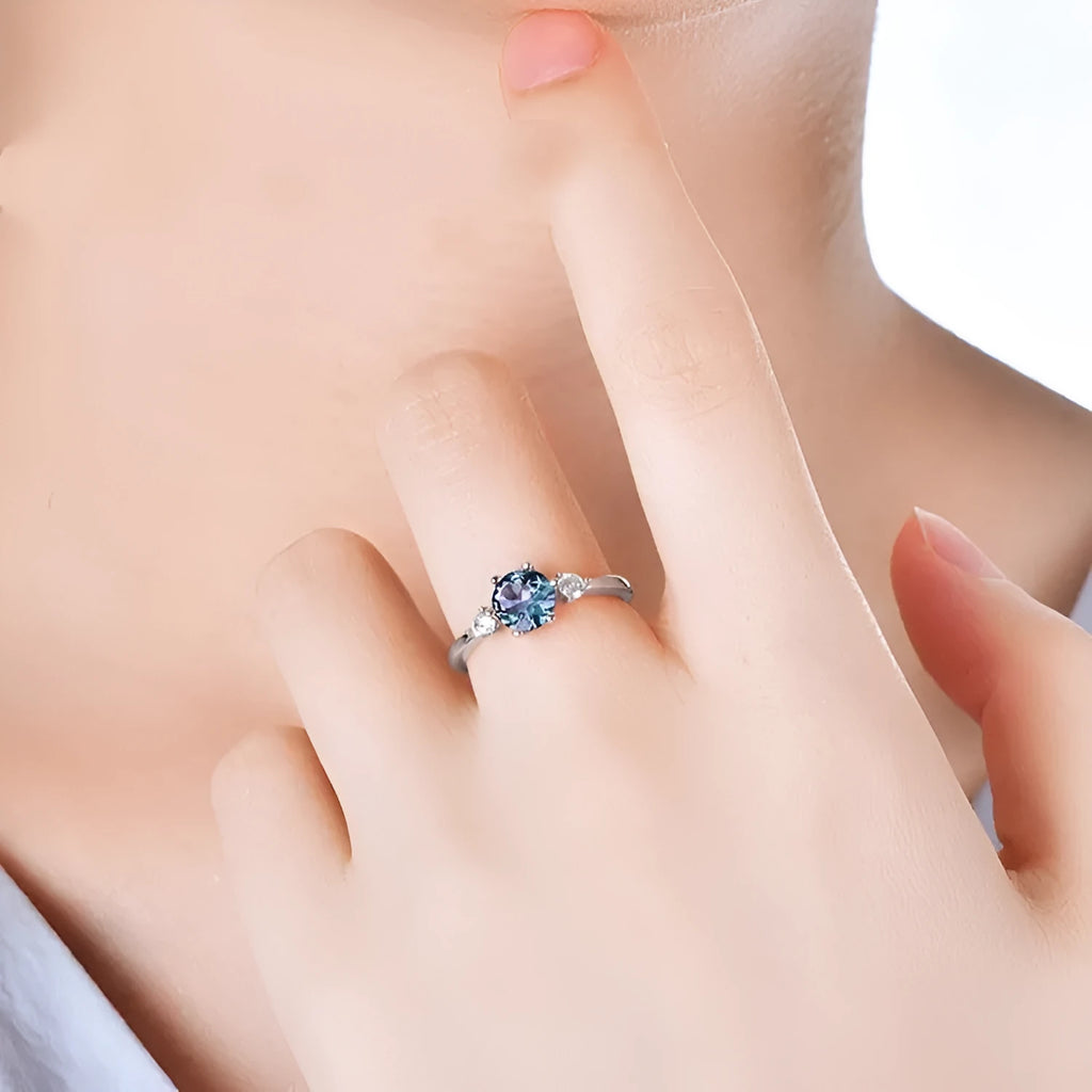 Women's colour changing stone ring in S925 silver or copper, sizes 6-8, with 3.0mm and 6.5mm Alexander Stone
