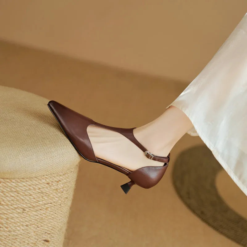 Brown and black ladies' high heels with pointed toe and cowhide leather upper in vintage European style