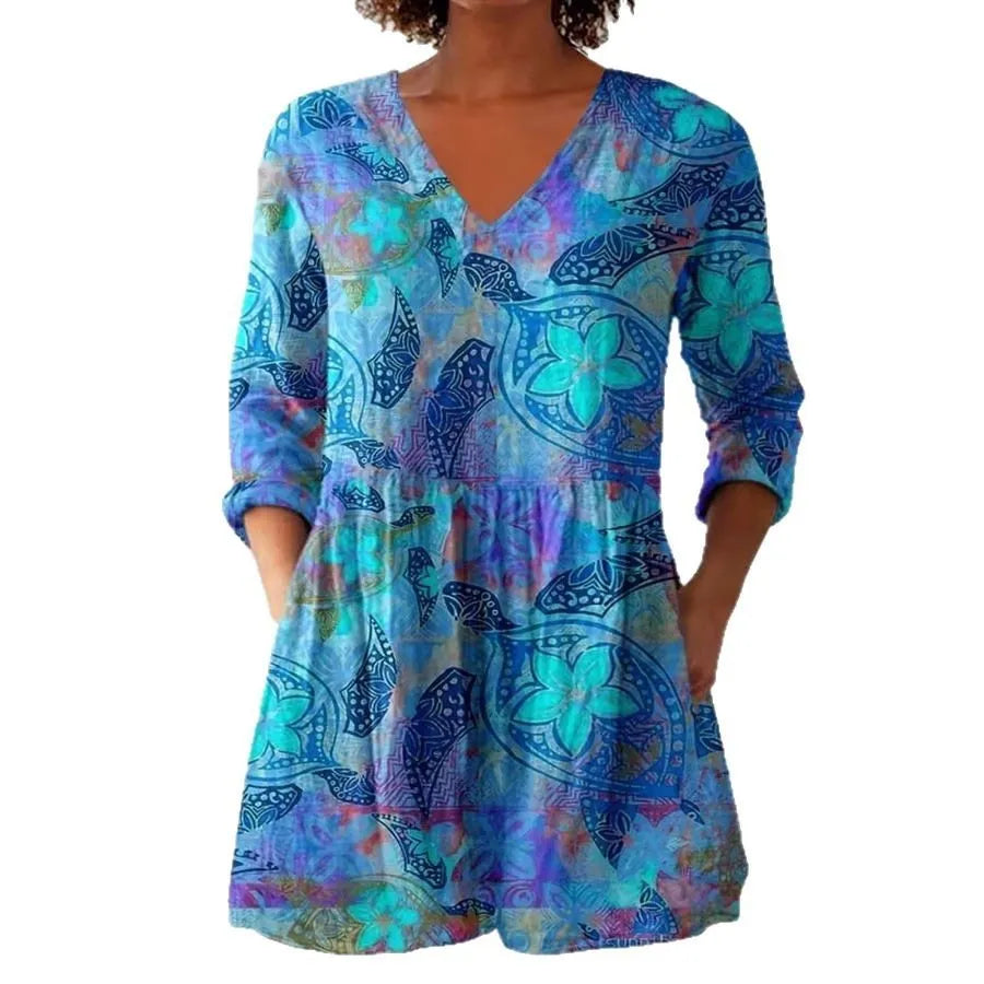 Women's slim fit long sleeve printed top in a retro pattern, made from polyester.