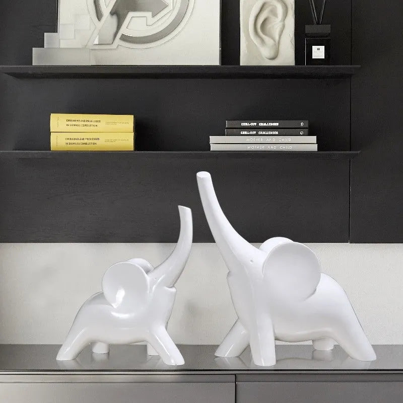 Resin elephant ornament in modern style with rose gold or white finish
