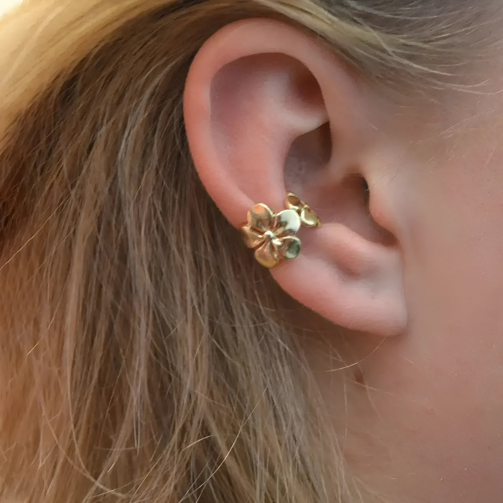 Gold starfish and scallop shell drop earrings with marine theme design for women