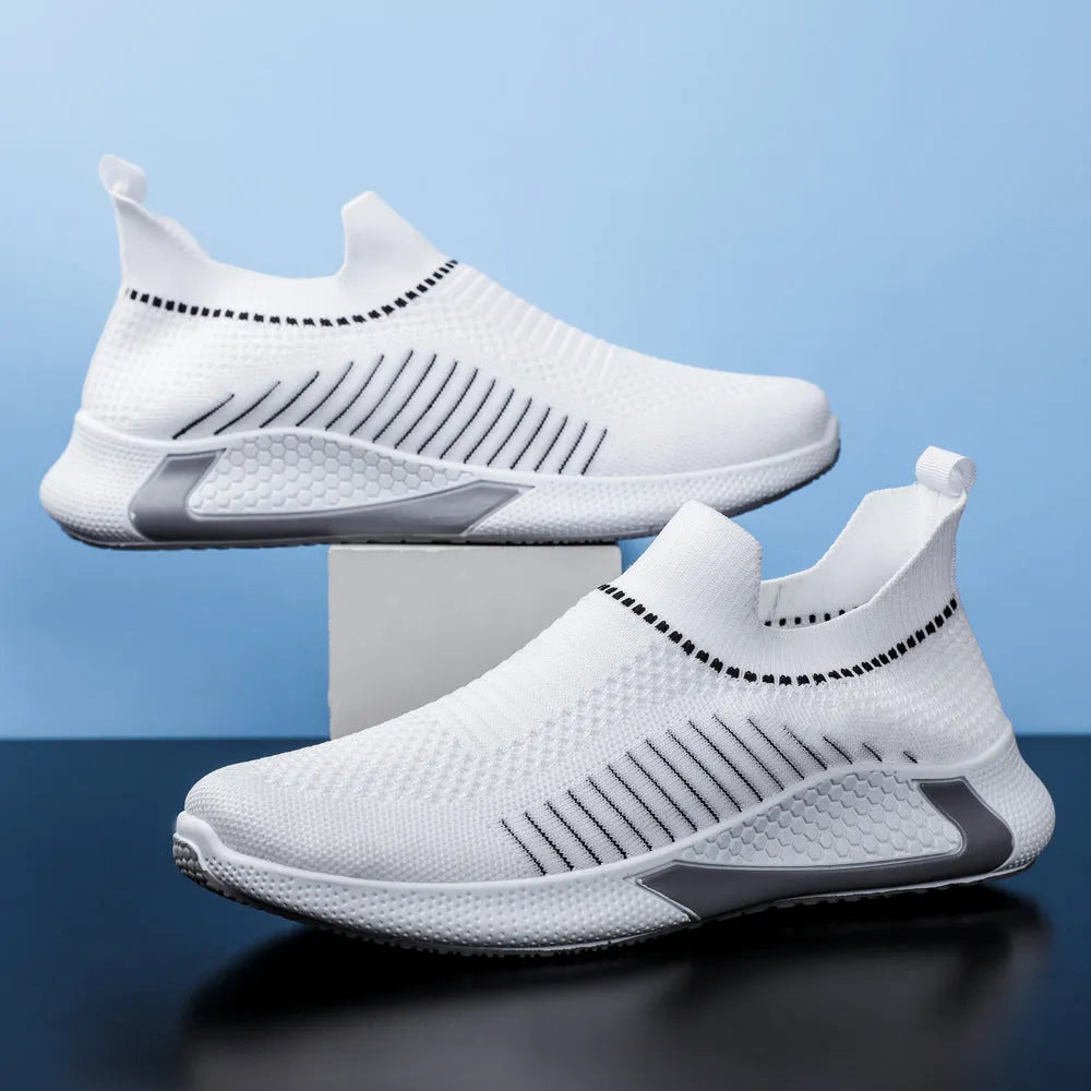Men's flyknit mesh sneakers with striped design and plastic sole in black and white