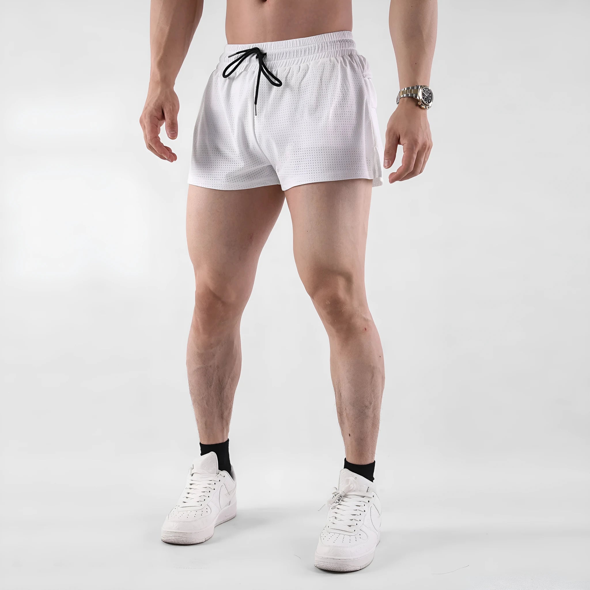 Men's quick-drying nylon summer shorts in black and white colour options