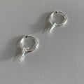 Geometric star-shaped ear clips for women with electroplated platinum finish on copper