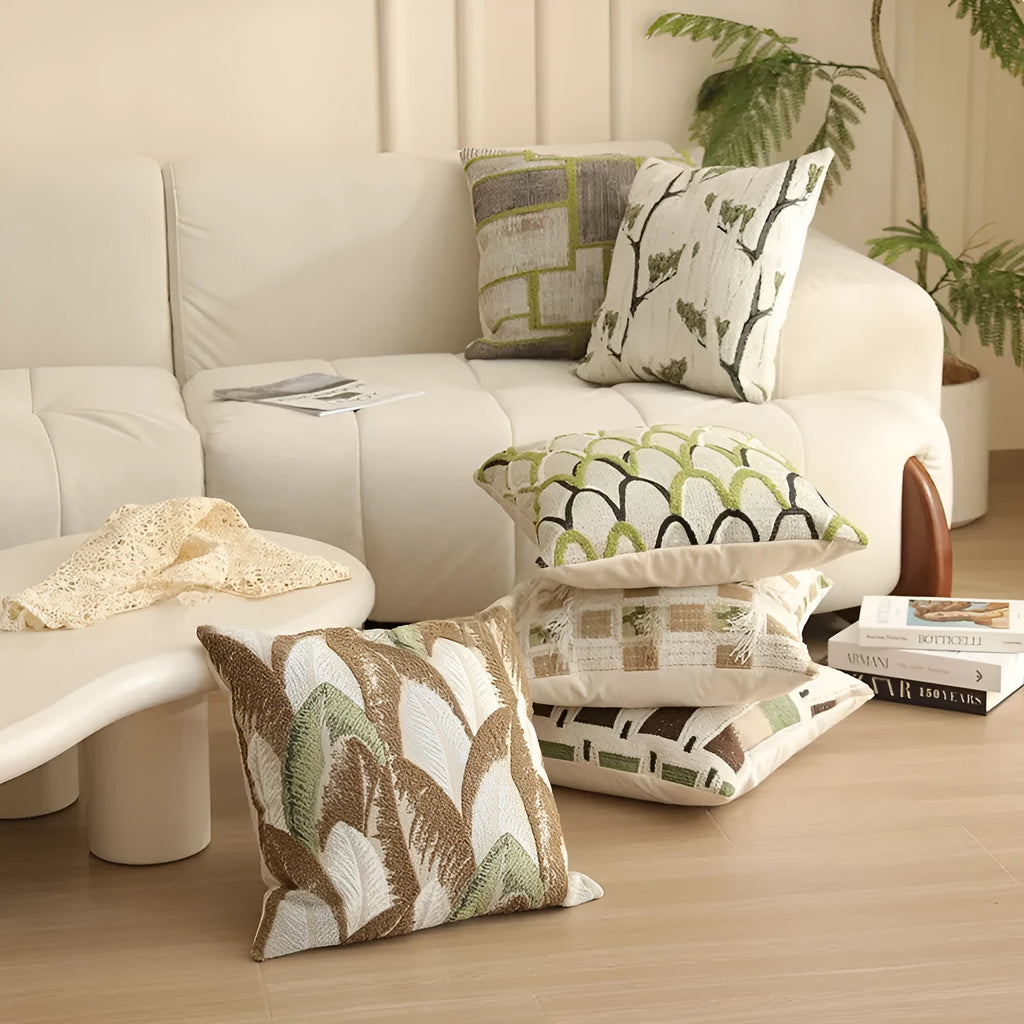 Yarn-dyed Jacquard sofa pillow cover with plant and flower pattern in a 45x45cm square.