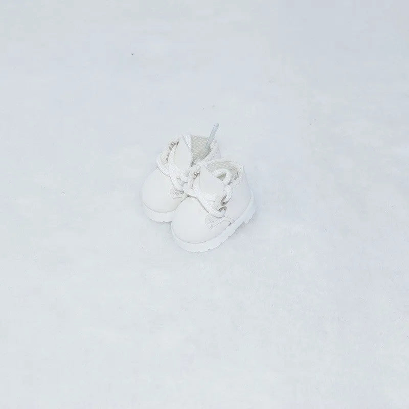Doll replacement shoes for 17cm figures in multiple styles and colours