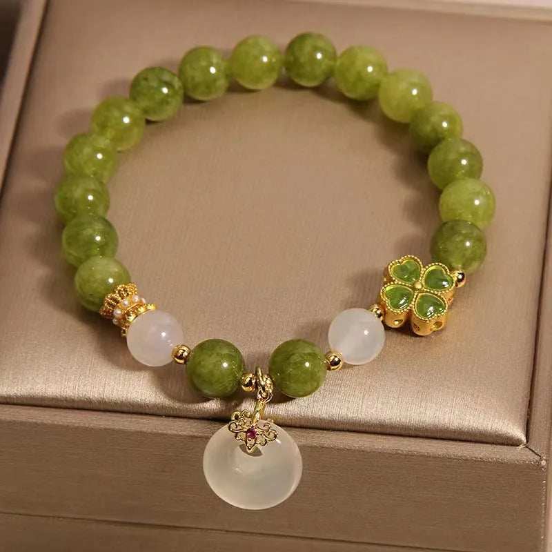 Green tourmaline four-leaf clover women's bracelet with peace buckle closure in new Chinese style