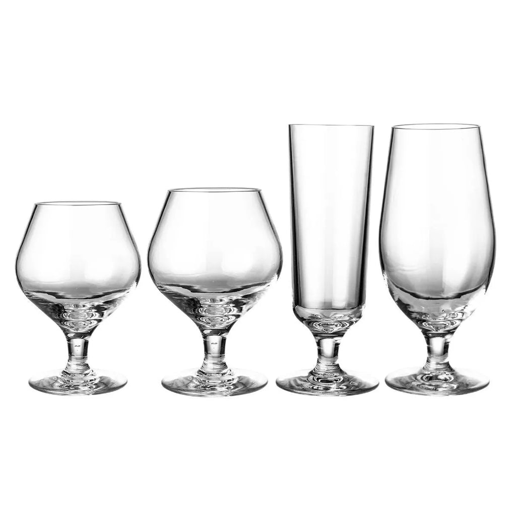 Drop-resistant PC Acrylic wine glass in modern simplicity style available in 300ml and 550ml capacities for party catering.