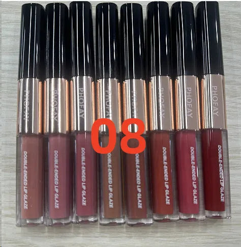 C-L021 double-ended lip gloss with non-stick applicator, showing two different colour tips.