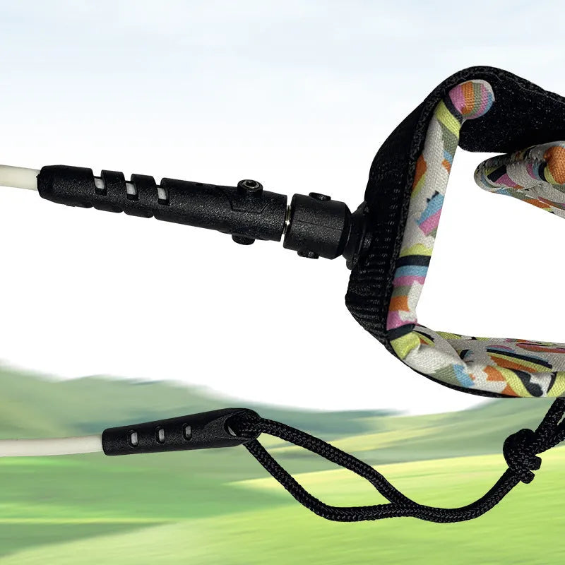 Surfboard leash with hand rope design showing high elasticity and 50kg tension capacity