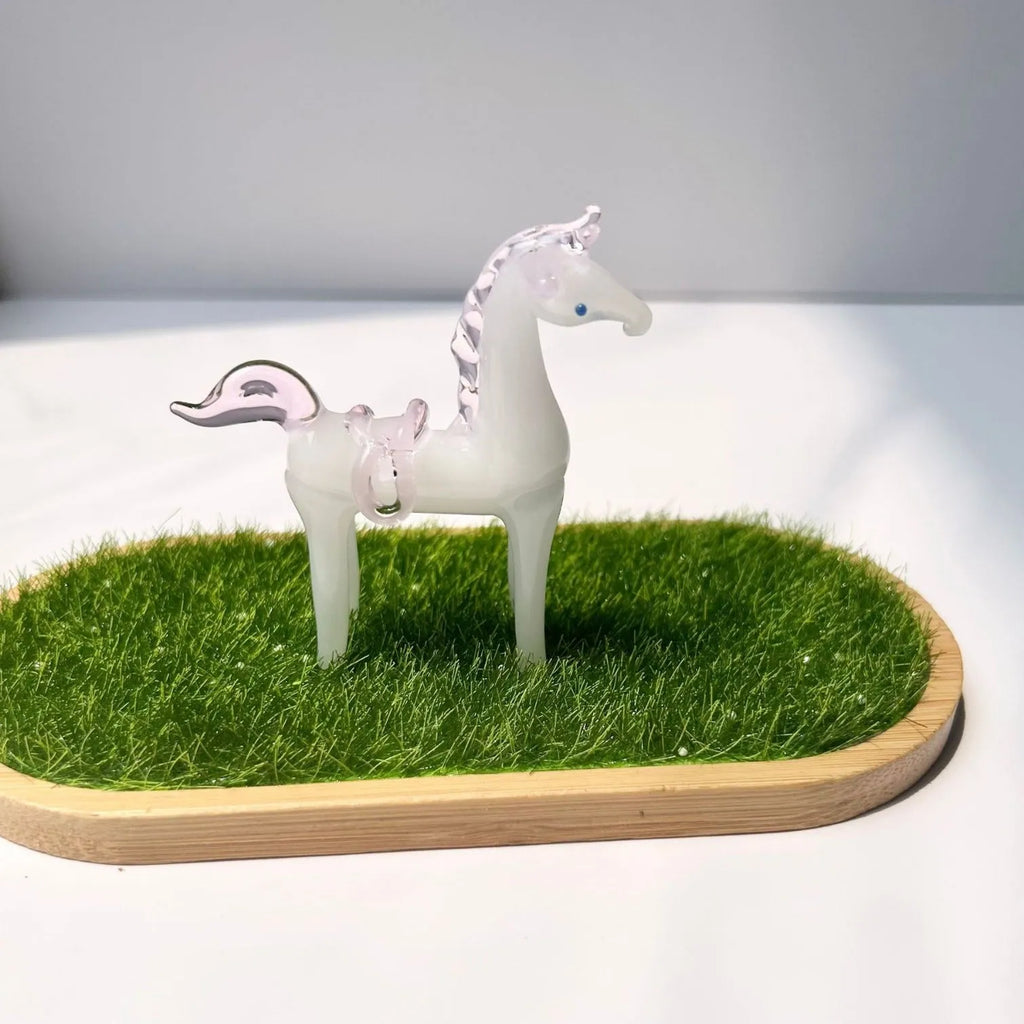 Brown and white coloured glaze handmade horse sculpture modern office decoration