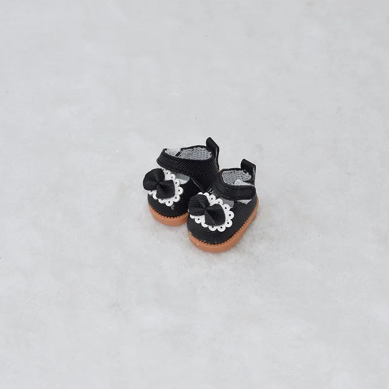 Doll replacement shoes for 17cm figures in multiple styles and colours