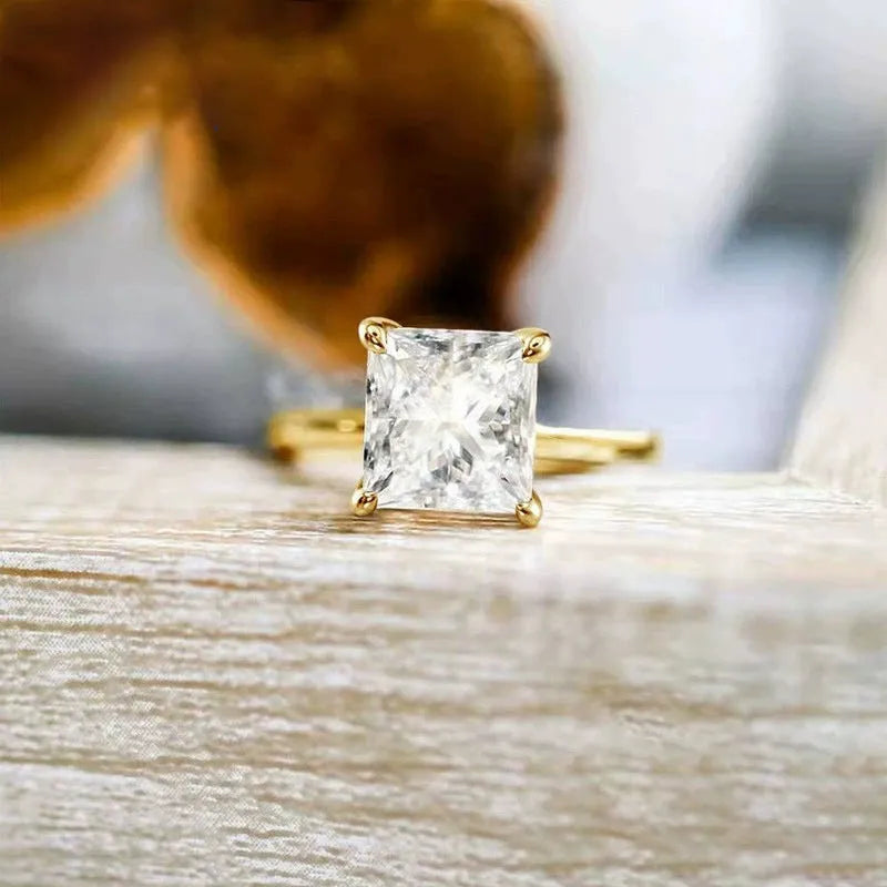 A simple geometric round ring made from 925 silver, shown in silver, gold, and rose gold colour options.