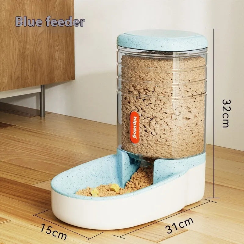 Grey automatic pet water fountain with 3.8-litre capacity for dogs and cats