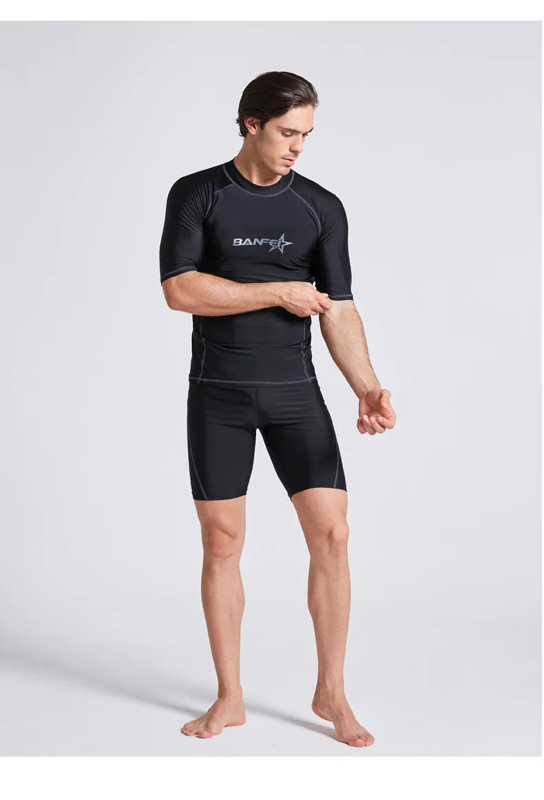 Men's quick-drying half sleeve swimsuit set for snorkeling and surfing in nylon fabric